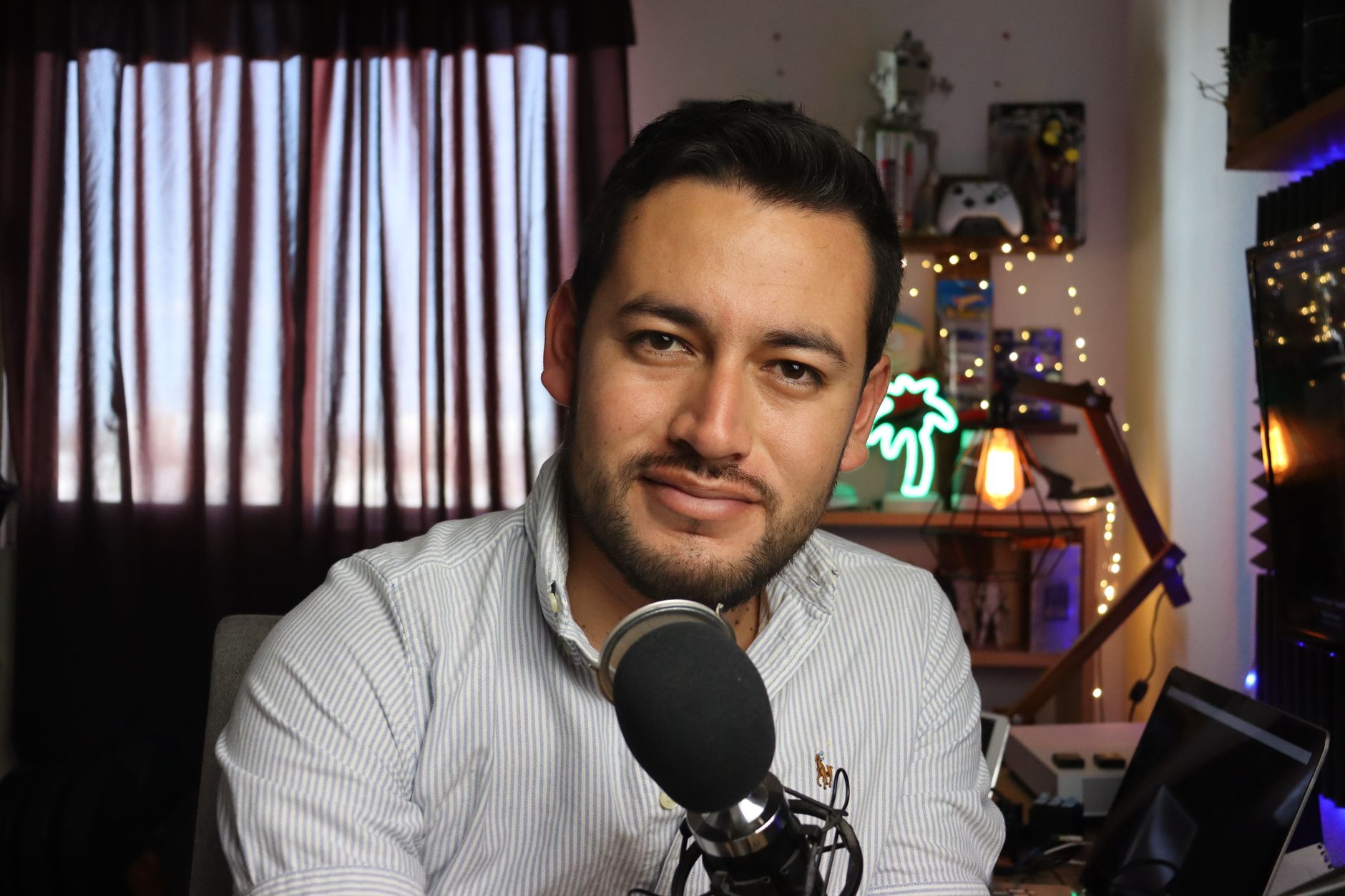 ¿Por qué tu iglesia no debería depender solo de Facebook o YouTube para transmitir sus cultos? ¿Por qué tu iglesia no debería depender solo de Facebook o YouTube para transmitir sus cultos?